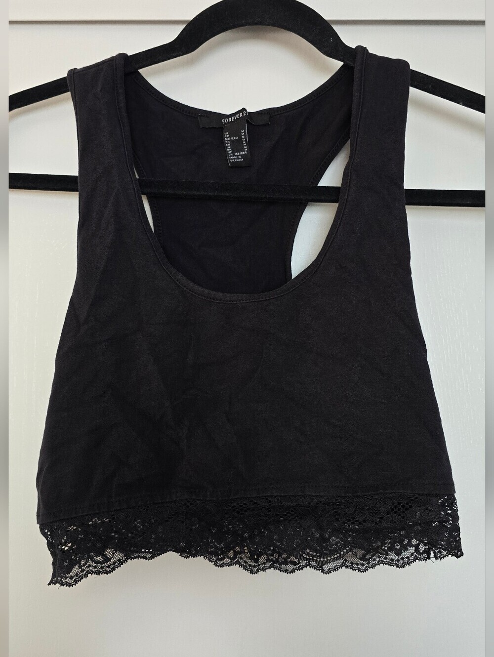 Forever 21 - Black Sleeveless Crop Top With Lace-Trim